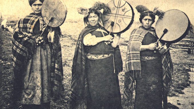 Mapucse asszonyok